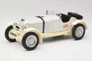 Mercedes SSKL Valge & Kreemjas Bburago 1:18 3002-M1 Metall