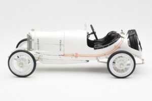 Mercedes Targa Florio Valge CMC 1:18 M-206 Metall - pilt 3/6