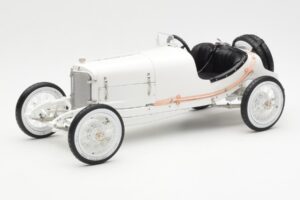 Mercedes Targa Florio Valge CMC 1:18 M-206 Metall