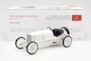 Mercedes Targa Florio Valge CMC 1:18 M-206 Metall - pilt 6/6