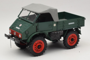 Mercedes Unimog 401 Roheline Schuco 1:18 135 Metall