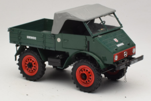 Mercedes Unimog 401 Roheline Schuco 1:18 135 Metall - pilt 6/8