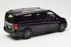 Mercedes V-Class W447 AMG Line Must Norev 1:18 183860 Metall - pilt 3/6