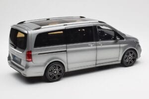 Mercedes V-Class W447 AMG Line Hall Metallik Norev 1:18 183488 Metall - pilt 3/9