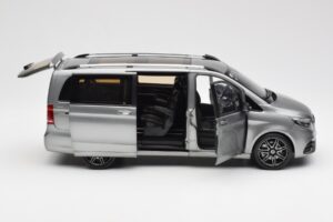 Mercedes V-Class W447 AMG Line Hall Metallik Norev 1:18 183488 Metall - pilt 4/9