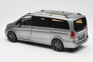 Mercedes V-Class W447 AMG Line Hall Metallik Norev 1:18 183488 Metall - pilt 8/9