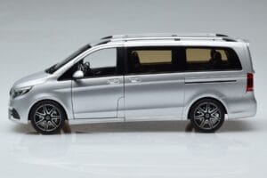 Mercedes V-Class V260 AMG Line Hõbedane Norev 1:18 183871 Metall - pilt 5/10