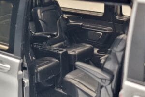 Mercedes V-Class V260 AMG Line Hõbedane Norev 1:18 183871 Metall - pilt 9/10