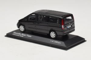 Mercedes Viano Must Minichamps 1:43 400032210 Metall - pilt 3/4