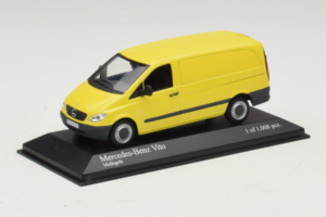 Mercedes Vito Kastenwagen Kollane Minichamps 1:43 400032260 Metall - pilt 2/4