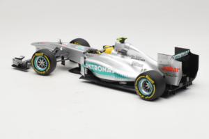 Mercedes W03 #8 N. Rosberg Mercedes AMG Petronas Showcar 2012 Minichamps 1:18 110120078 Metall - pilt 5/7