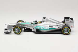 Mercedes W04 #9 N. Rosberg Mercedes AMG Petronas Showcar 2013 Minichamps 1:18 110130079 Metall - pilt 3/7