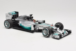 Mercedes W05 #44 L. Hamilton Mercedes AMG Petronas Chinese Grand Prix Winner 2014 Minichamps 1:18 110140244 Metall - pilt 4/7