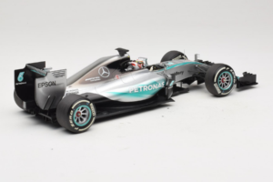 Mercedes W06 #44 L. Hamilton F1 World Champion 2015 Dealer Edition Minichamps 1:18 B66960539 Metall - pilt 2/7