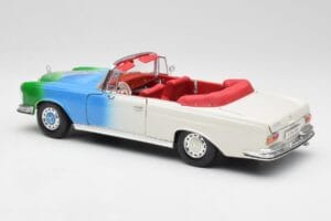 Mercedes 280SE W108 Tricolor Maisto 1:18 56014 Metall - pilt 7/8