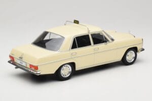 Mercedes W115 Beež Taxi MCG 1:18 MCG18055 Metall - pilt 2/6