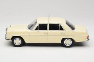 Mercedes W115 Beež Taxi MCG 1:18 MCG18055 Metall - pilt 3/6