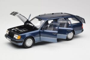 Mercedes 300D W124 T-Modell Nautical Sinine Norev 1:18 183962 Metall - pilt 2/8