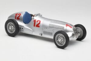Mercedes W125 #12 R. Caracciola Grand Prix 1937 CMC 1:18 M-052 Metall - pilt 4/6