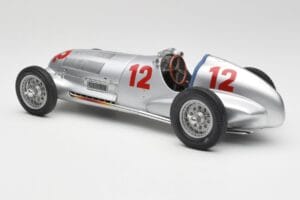 Mercedes W125 #12 R. Caracciola Grand Prix 1937 CMC 1:18 M-052 Metall - pilt 5/6