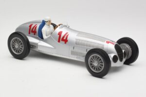 Mercedes W125 #14 Daimler-Benz AG M. von Brauchitsch 2nd Place German GP 1937 Minichamps 1:18 155373114 Metall - pilt 4/6