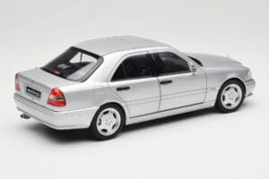 Mercedes C36 AMG W202 Silver Metallic Norev 1:18 183380 Metall - pilt 3/8