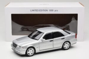 Mercedes C36 AMG W202 Silver Metallic Norev 1:18 183380 Metall - pilt 8/8