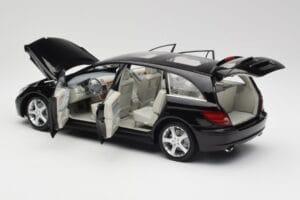 Mercedes R-Class W251 Obsidian Must Minichamps 1:18 150034601 Metall - pilt 5/8