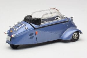 Messerschmitt KR201 Roadster Sinine Revell 1:18 08966 Metall - pilt 3/8
