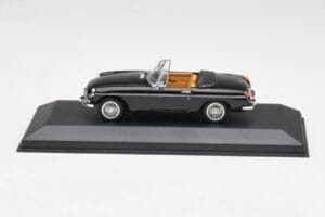 MGB Kabriolett Must Minichamps 1:43 430131030 Metall