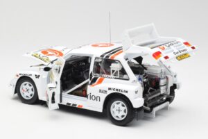 MG Metro 6R4 #8 P. Eklund / D. Whittock Rally Finland 1986 Sun Star 1:18 5536 Metall - pilt 5/8