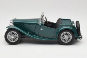 MG TC Midget Shires Green Road Legends 1:18 92468 Metall - pilt 4/8