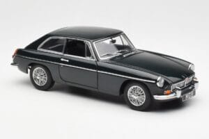 MGB GT Mk2 Coupe Racing Roheline AUTOart 1:18 76602 Metall - pilt 6/8
