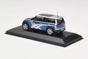 Mini Clubman R55 Cooper S Blue Metallic Onitsuka Tiger Minichamps 1:43 403138676 Metall - pilt 3/4