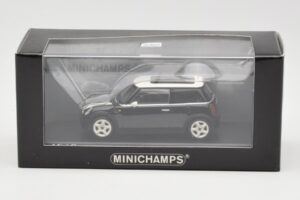 MINI Cooper R50 Must Minichamps 1:43 431138101 Metall - pilt 5/5
