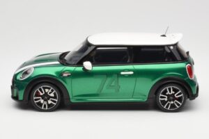 MINI Cooper F56 JCW British Racing Roheline Otto 1:18 OT1098 Vaik - pilt 3/6