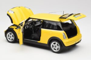 Mini Cooper One R50 Aerodünaamiline Pakett Kollane Kyosho 1:18 80430148553 Metall - pilt 5/8
