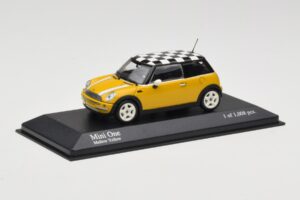 MINI One R50 Kollane Minichamps 1:43 431138104 Metall - pilt 4/5