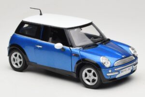 Mini Cooper R50 Sinine Valge Katusega Mondo Motors 1:18 MINI004 Metall - pilt 6/8