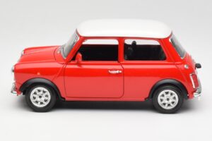 Mini Cooper Punane Bburago 1:18 3379 Metall - pilt 4/8