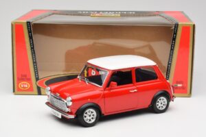 Mini Cooper Punane Bburago 1:18 3379 Metall - pilt 8/8