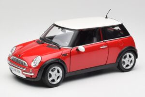 Mini Cooper R50 Punane Maisto 1:18 31619 Metall