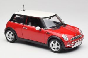 Mini Cooper R50 Punane Maisto 1:18 31619 Metall - pilt 6/8