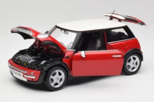 Mini Cooper R50 Punane Maisto 1:18 31619 Metall - pilt 8/8