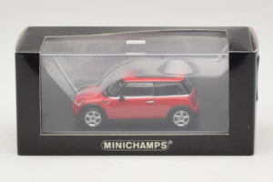 Mini Cooper Punane Minichamps 1:43 MINI010 Metall - pilt 4/4