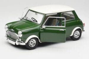 Mini Cooper S British Racing Roheline & Old English Valge Solido 1:18 8021 Metall - pilt 2/8