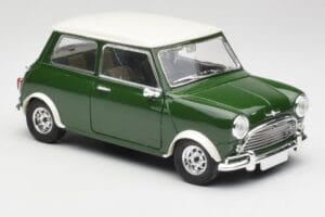 Mini Cooper S British Racing Roheline & Old English Valge Solido 1:18 8021 Metall - pilt 6/8