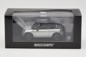 Mini Cooper S R57 Kabriolett Hõbedane Minichamps 1:43 431138830 Metall - pilt 4/6