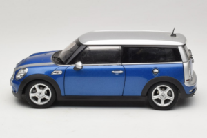 Mini Cooper S Clubman R55 Sinine & Hõbedane Kyosho 1:18 80430421048 Metall - pilt 4/8