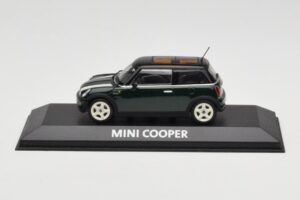 Mini Cooper S R53 Roheline Triipudega Minichamps 1:43 MINI006 Metall